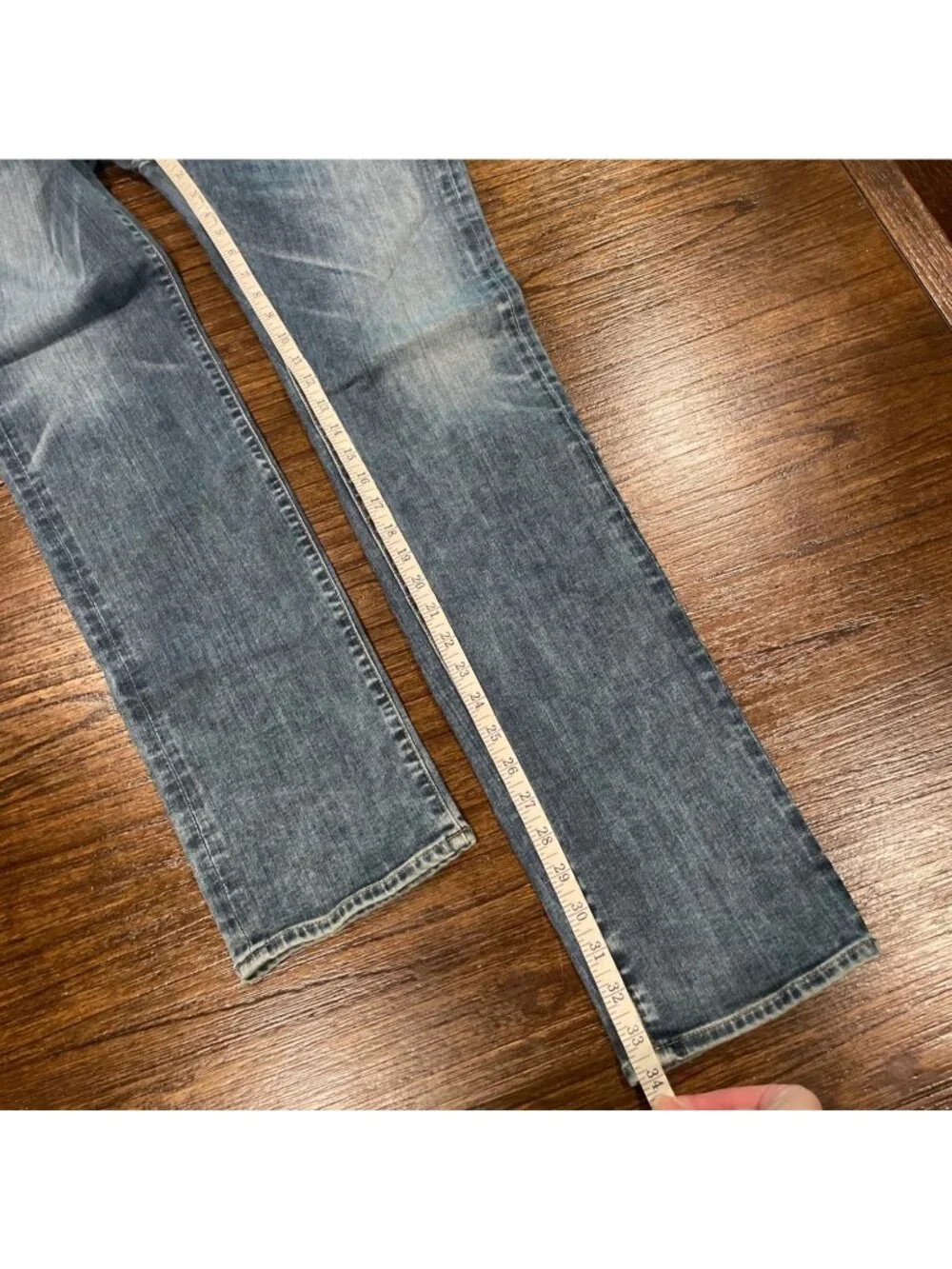 AG Matchbox Slim Straight Jean 32x34 Light Medium Wash Stretchy AG-ED Denim
